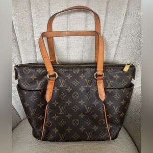 Louis Vuitton Totally PM Monogram Authentic